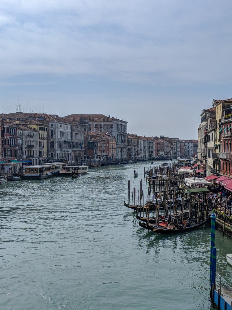 00000IMG_00000_BURST20190316130118176_COVER